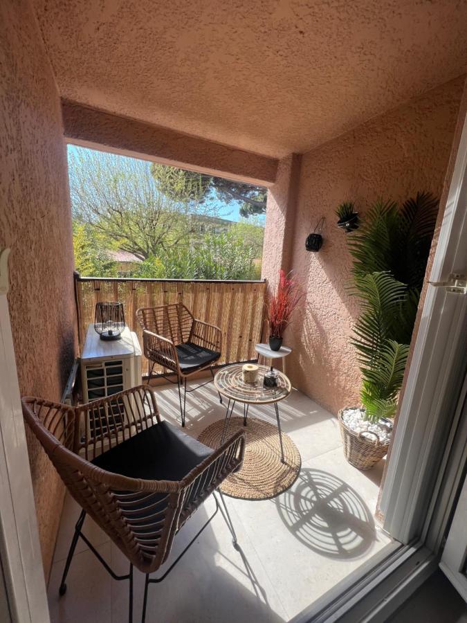 Appartement Pied Dans L'Eau La Seyne-sur-Mer Eksteriør bilde