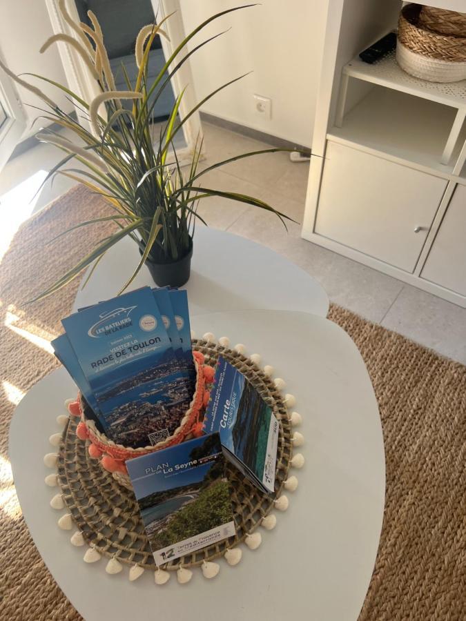 Appartement Pied Dans L'Eau La Seyne-sur-Mer Eksteriør bilde